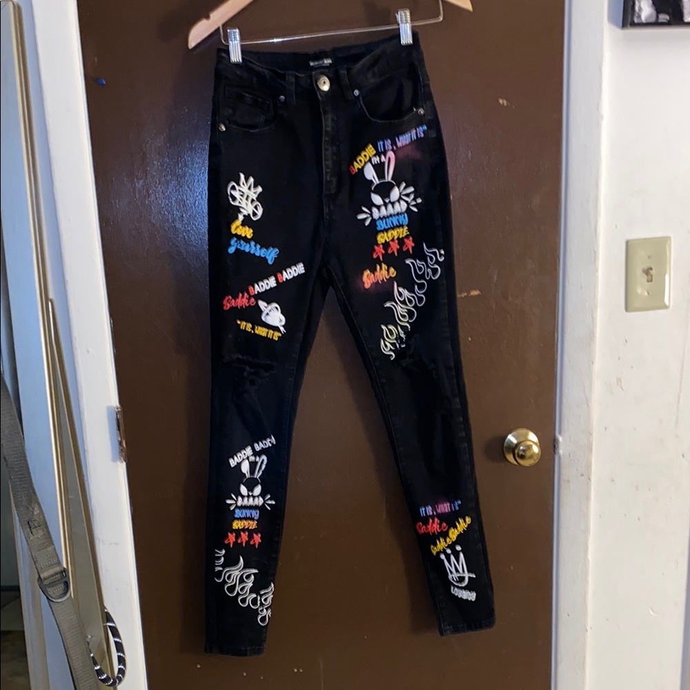 Women’s red fox fox graphic black jeans